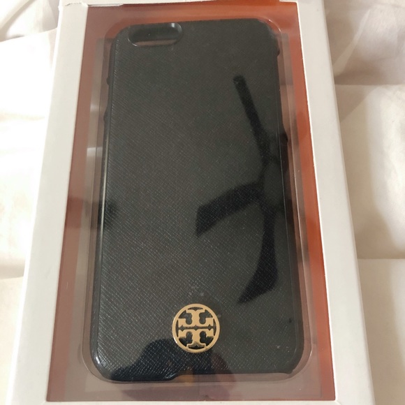 Tory Burch Accessories - Tory Burch iPhone 6 case